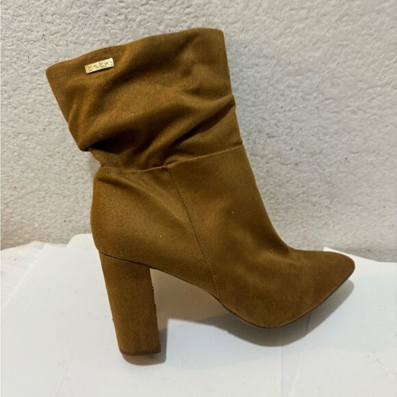 Bebe Savita Tan Dressy Block Heel Boot Shoes - Picture 4 of 12